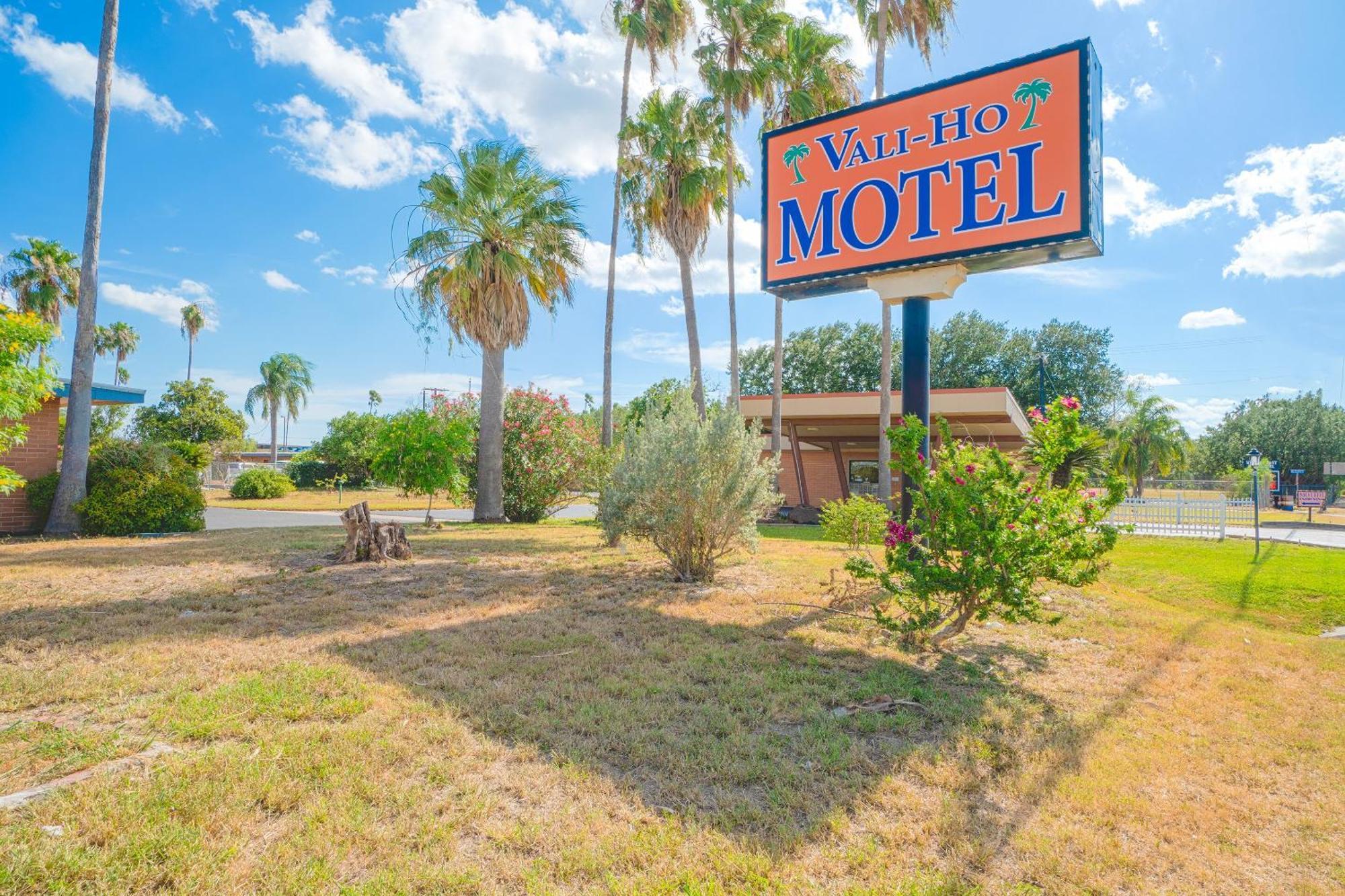 Vali Ho By Oyo Mercedes Motel 2*